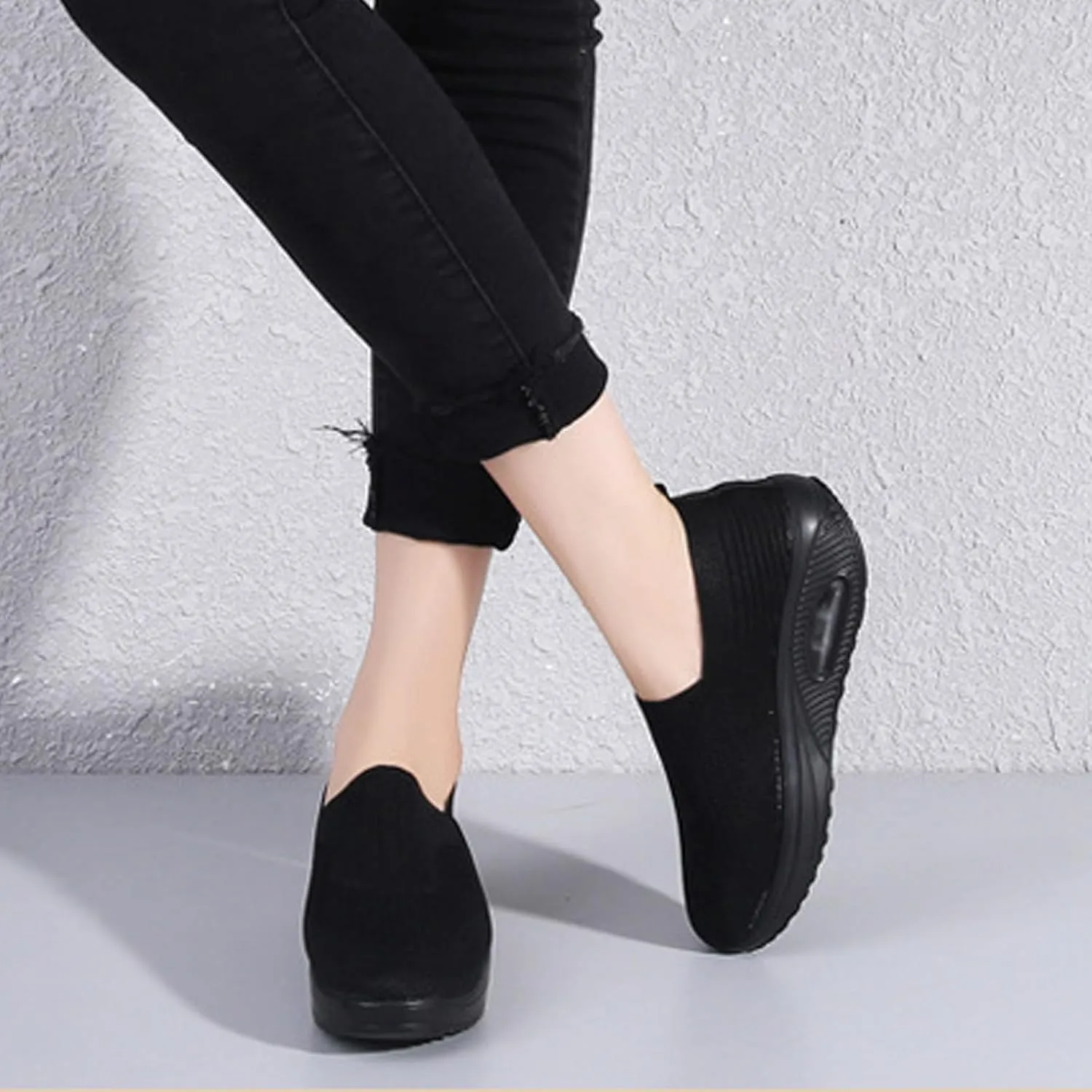 Aceptolcom Women Orthopedic Sneakers Walking Shoes,Mesh Breathable Arch Support Slip-on Light Air Cushion Orthopedic Sneakers Diabetic Shoes