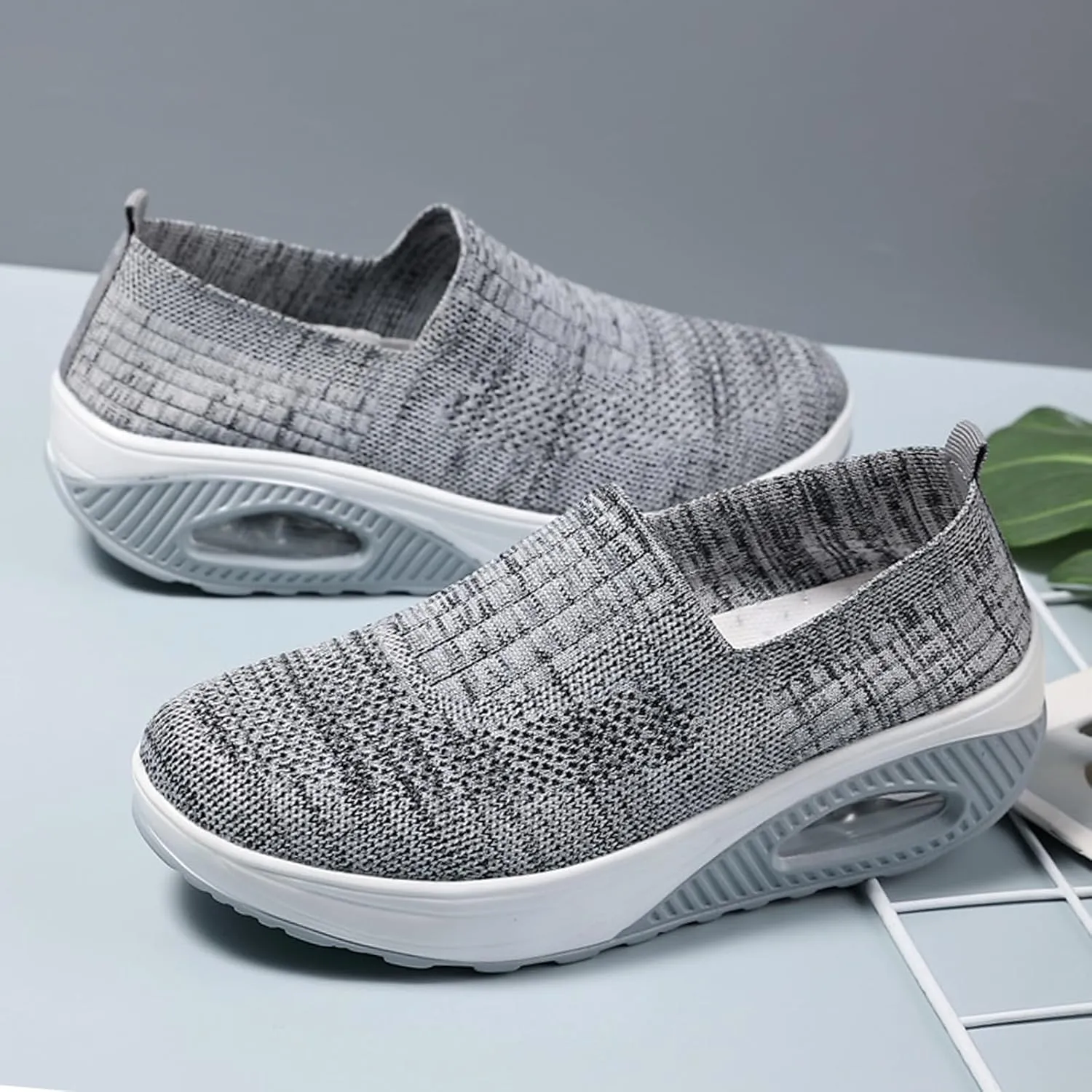 Aceptolcom Women Orthopedic Sneakers Walking Shoes,Mesh Breathable Arch Support Slip-on Light Air Cushion Orthopedic Sneakers Diabetic Shoes