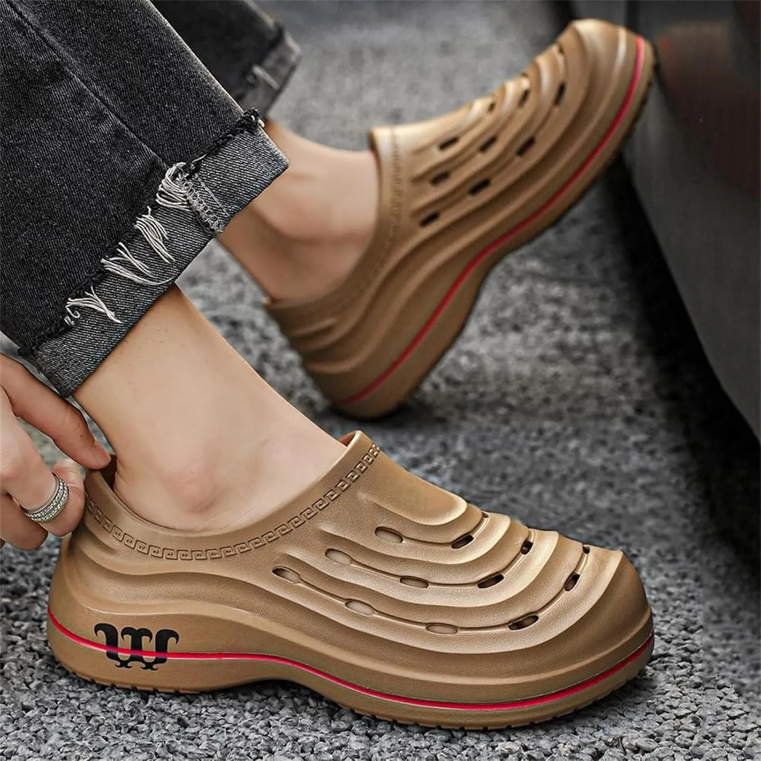 Armadillo Clogs for Nurses Chef Shoes Unisex Oil Resistant for Men Non Slip Work Shoes Women Food Service Comfortable Lightweight Nursing Shoe Waterproof Soft Beach Driving Sandals with Arch Support