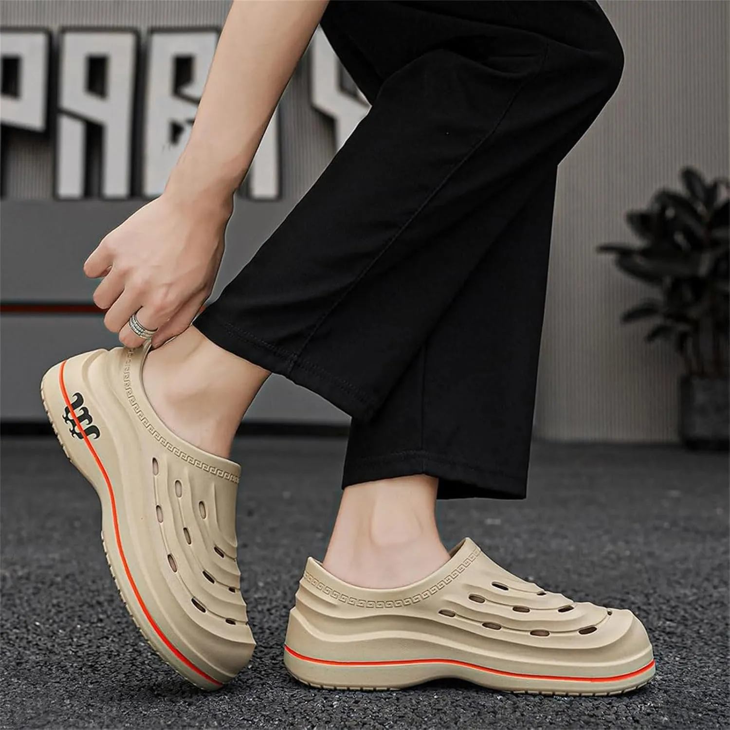 Armadillo Clogs for Nurses Chef Shoes Unisex Oil Resistant for Men Non Slip Work Shoes Women Food Service Comfortable Lightweight Nursing Shoe Waterproof Soft Beach Driving Sandals with Arch Support