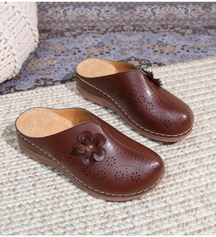 Clogs for Women Slip on Mules with Floret Closed Toe Sandals, Summer Shoes, Comfortable Walking Wedge Clogs (Brown,8.5)