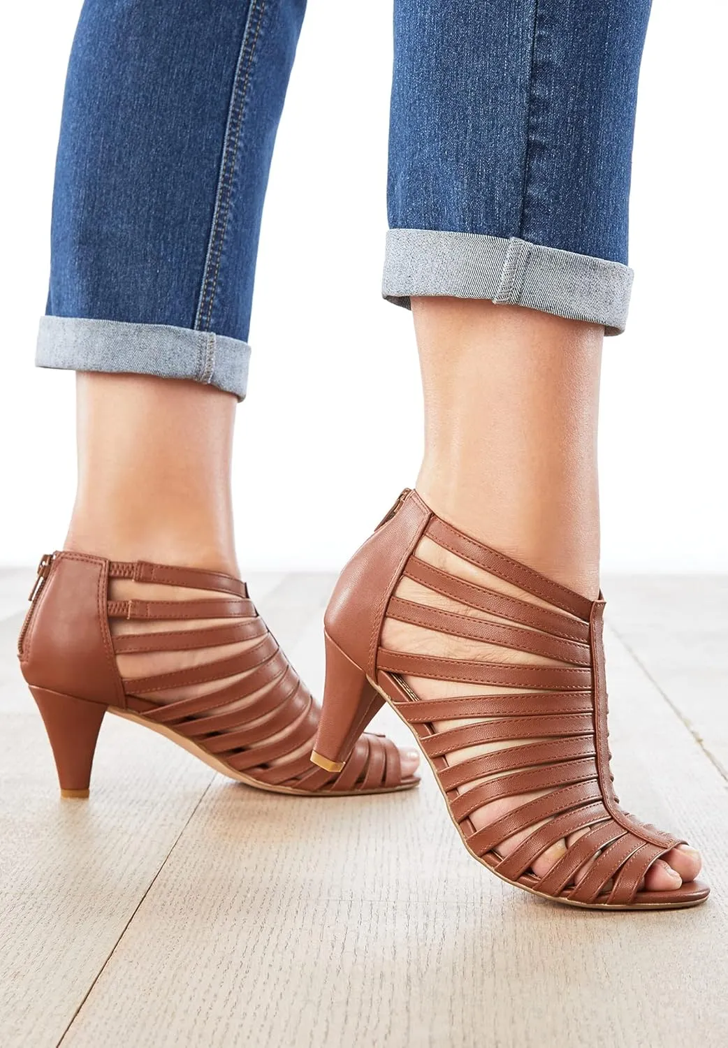 Comfortview Women's The Saffi Shootie (Wide Widths Available)