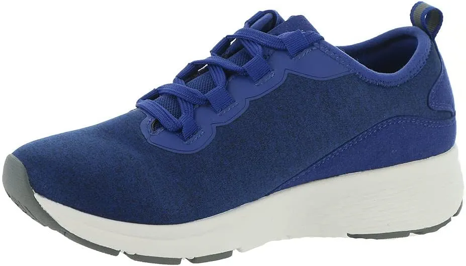 Easy Spirit Women's Skip Sneaker