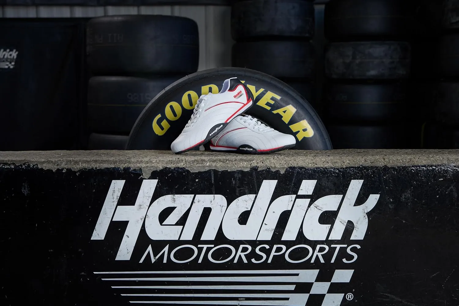 Goodyear Mens Ori Racer Sneakers – Hendrick Motorsports Low-Top Lace Up Performance Sneakers, Leather & Mesh Lining