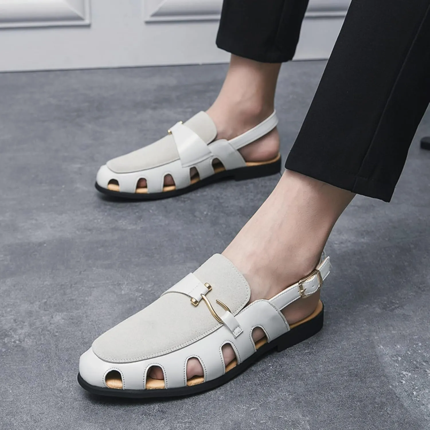Men's Closed - Toe Fisherman Sandals with buckle design, simple and breathable. The upper is made of spliced materials, casual and versatile, a stylish choice for daily wear