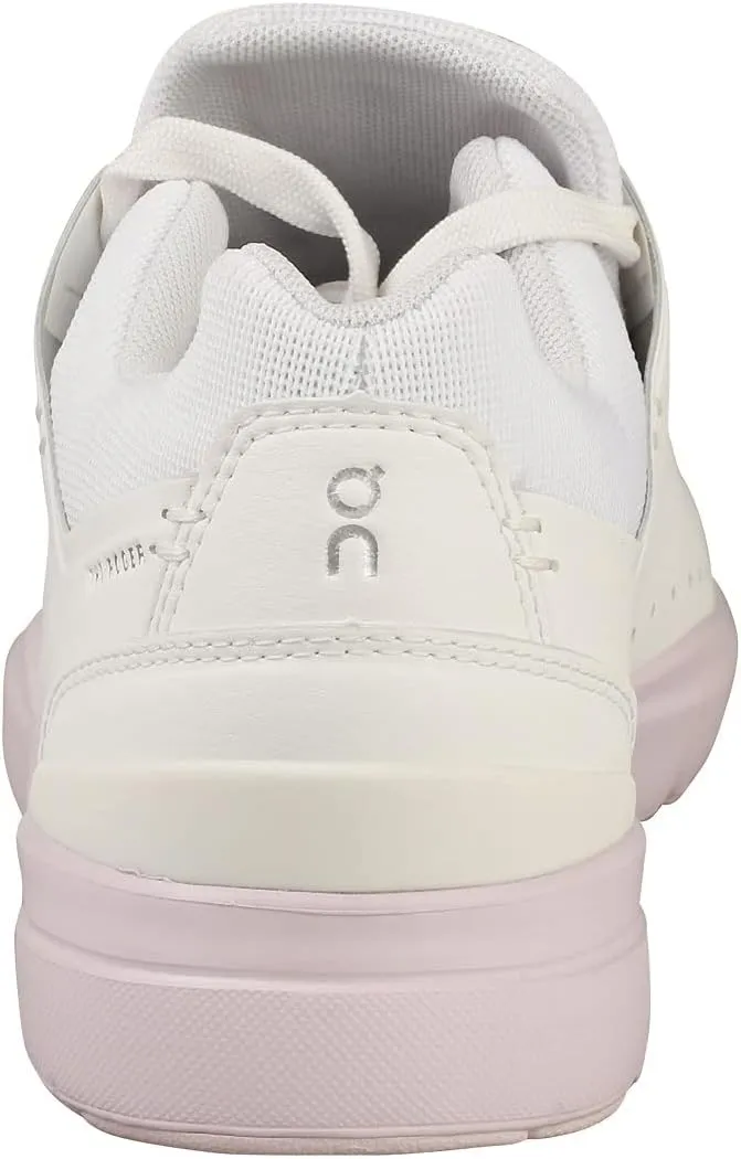 On Women's The Roger Advantage Sneakers