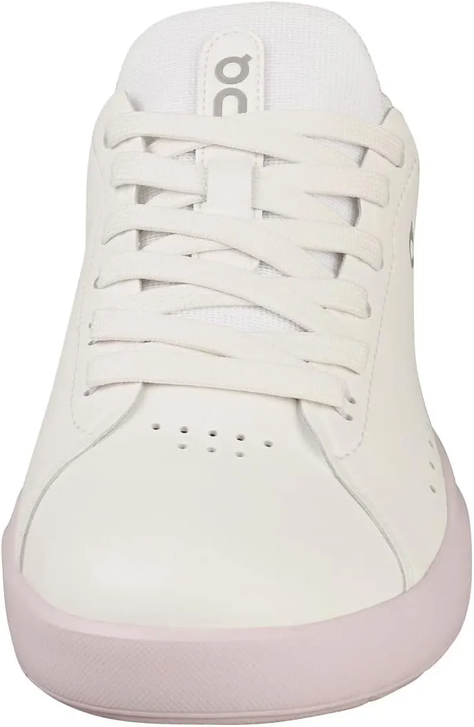 On Women's The Roger Advantage Sneakers