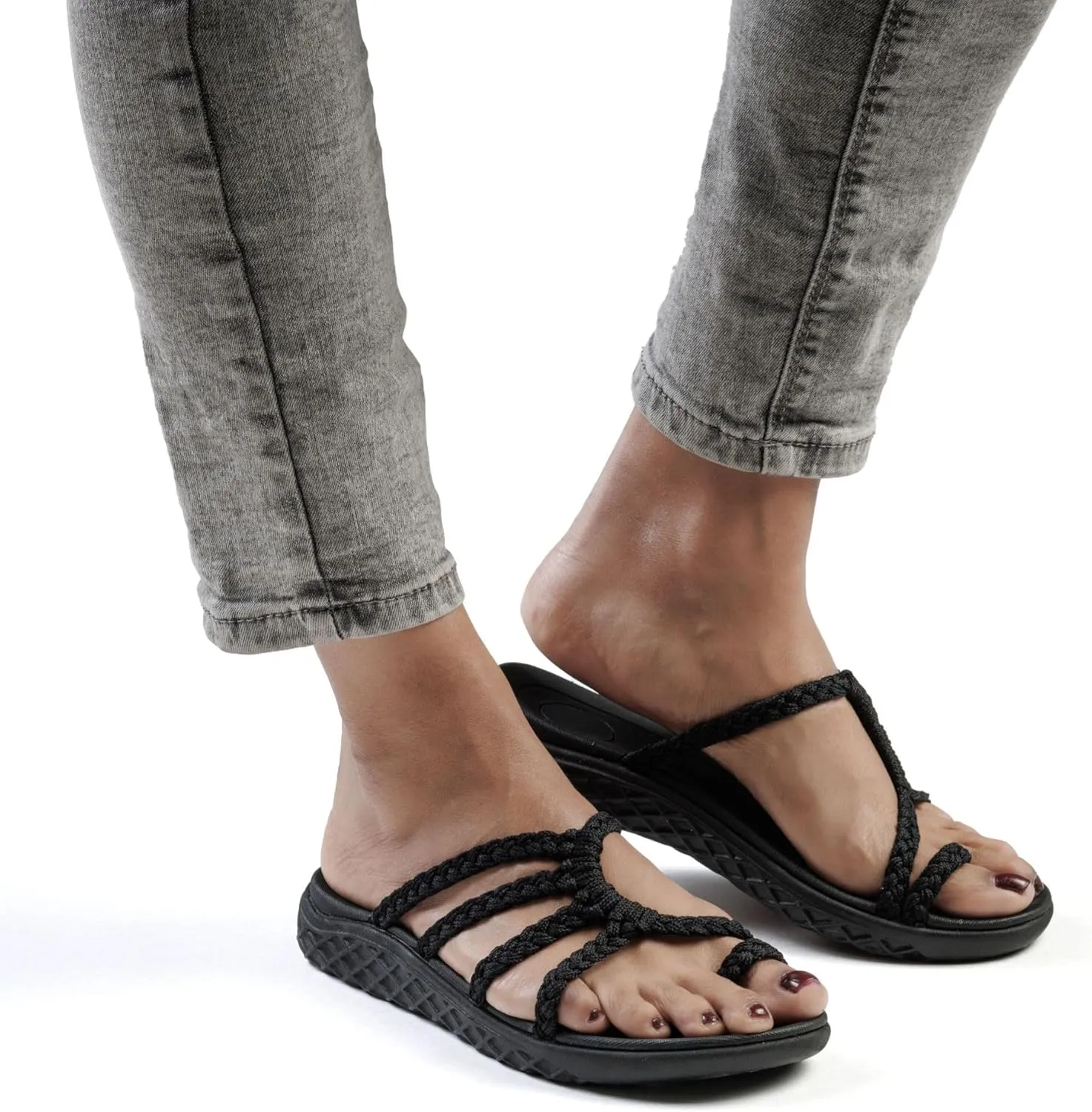 Plaka Wave Flip Flops for Women with Arch Support – Comfortable Womens Flip Flops for Walking – Lightweight Vegan Summer Sandals – Water Resistant and Stylish Beach Slides