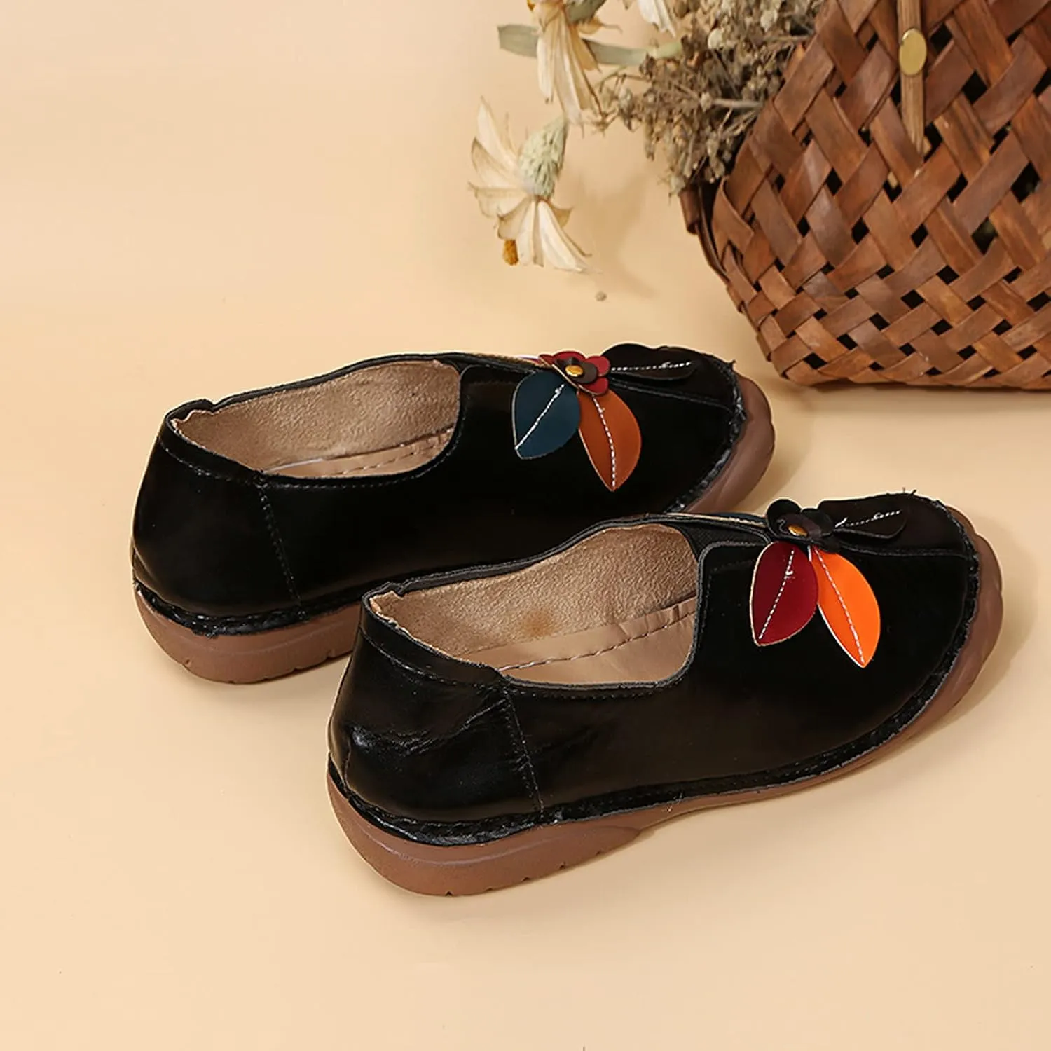 Shije Flats for Women Round Toe Shallow Flat Casual Loafers Single Shoes Comfortable Slip On Classic Dressy Casual Flats Shoes Women