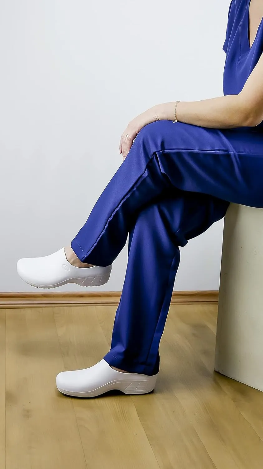 Sticky Nursing Shoes Women - Chefs - Kitchen - Nurses - Clogs for Work - Waterproof Non Slip