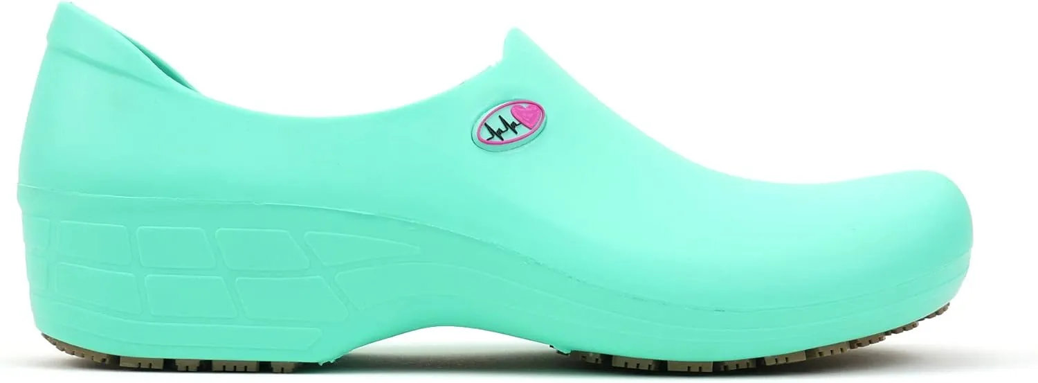 Sticky Nursing Shoes Women - Chefs - Kitchen - Nurses - Clogs for Work - Waterproof Non Slip