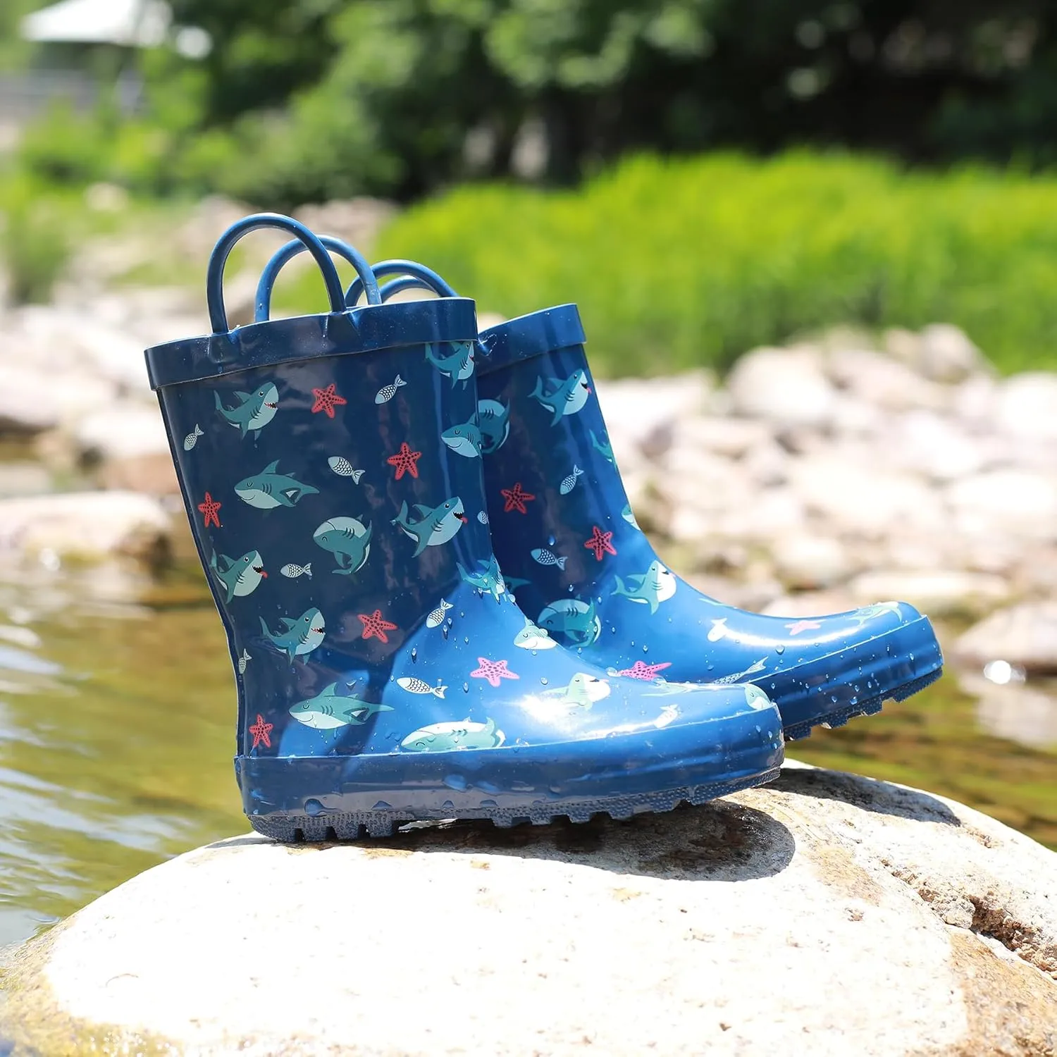 Toddler Rain Boots for Boys and Girls Waterproof Rubber Kids Rain Boots with Easy on Handles All-season