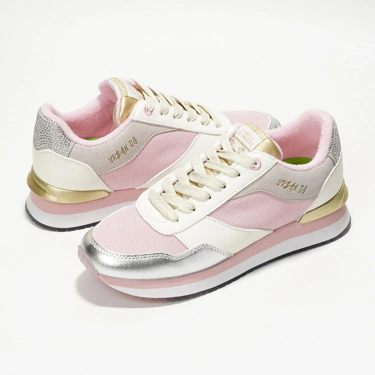 Trendy Sneakers for Women 2024 Cute, Fashionable, and Dress Women Sneakers for Every Style - Discover Your Perfect Pair in Women's Sneakers and Trendy Shoes