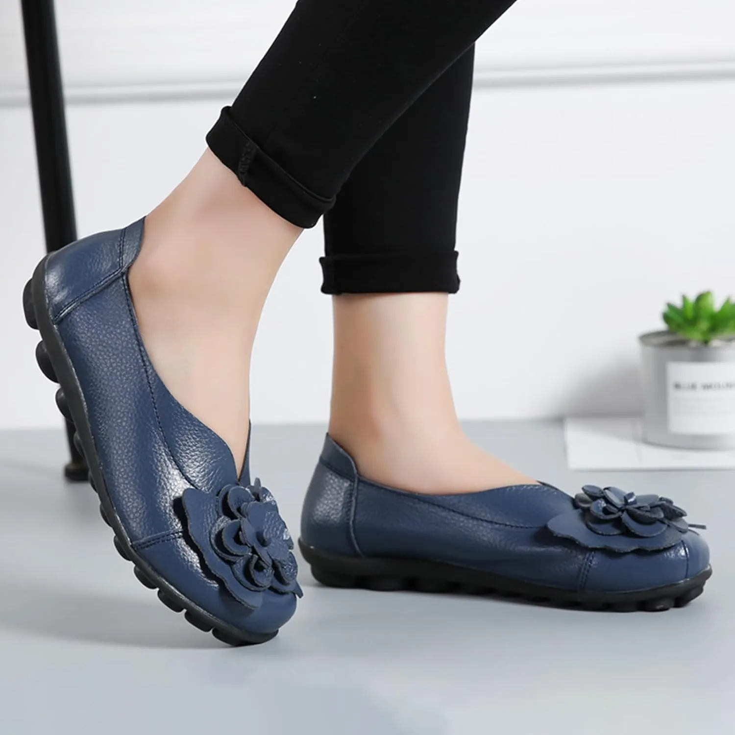 Women's Leather Slip On Loafers,Vintage Handmade Cute Bow Flower Comfy Non-Slip Softsole Walking Casual Dress Pumps