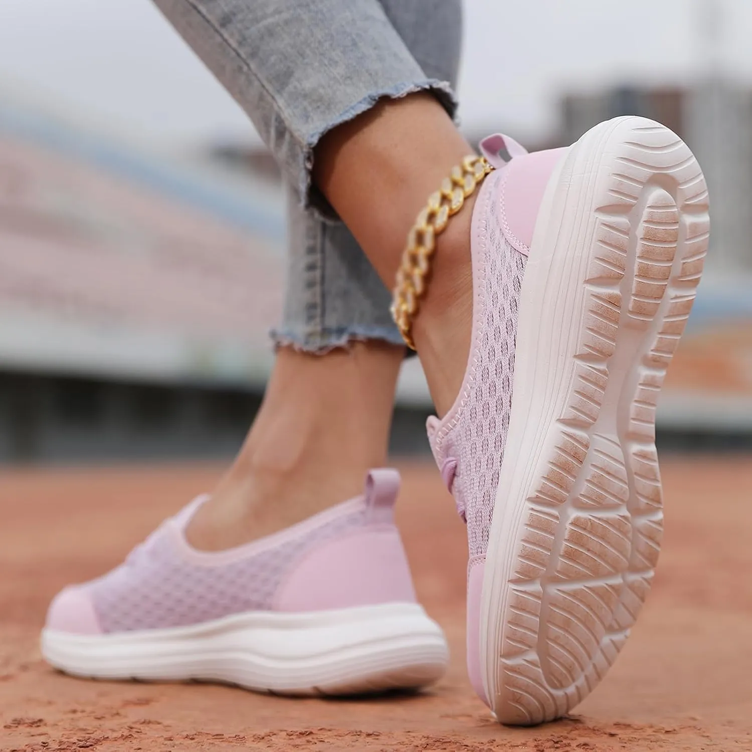 Womens Loafers Slip On Shoes Low Top Fashion Sneakers Breathable Slip On Arch Support Non-Slip Shoes Casual Walking Shoes