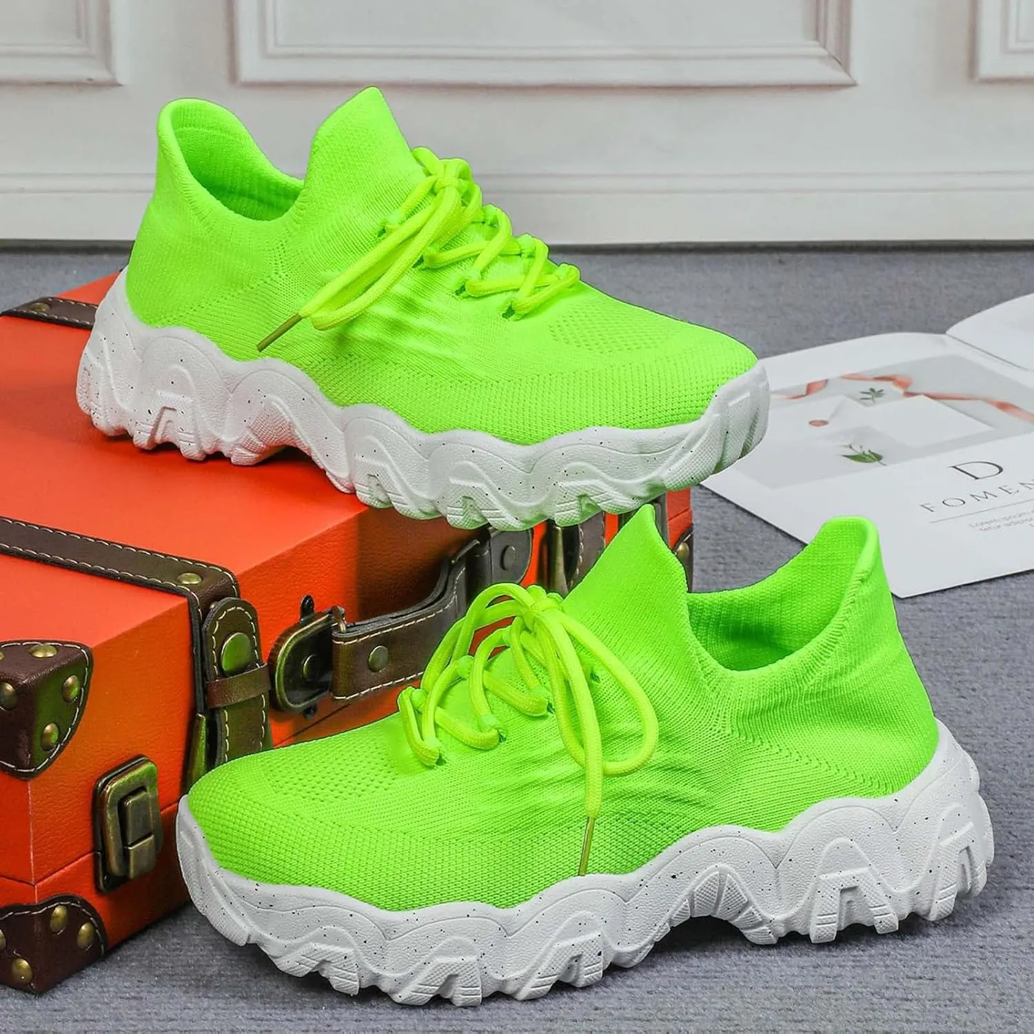 Women's Mesh Lace Lightweight Low-Cut Sneakers, Casual Tennis Shoes, Non Slip, Fashionable Comfortable and