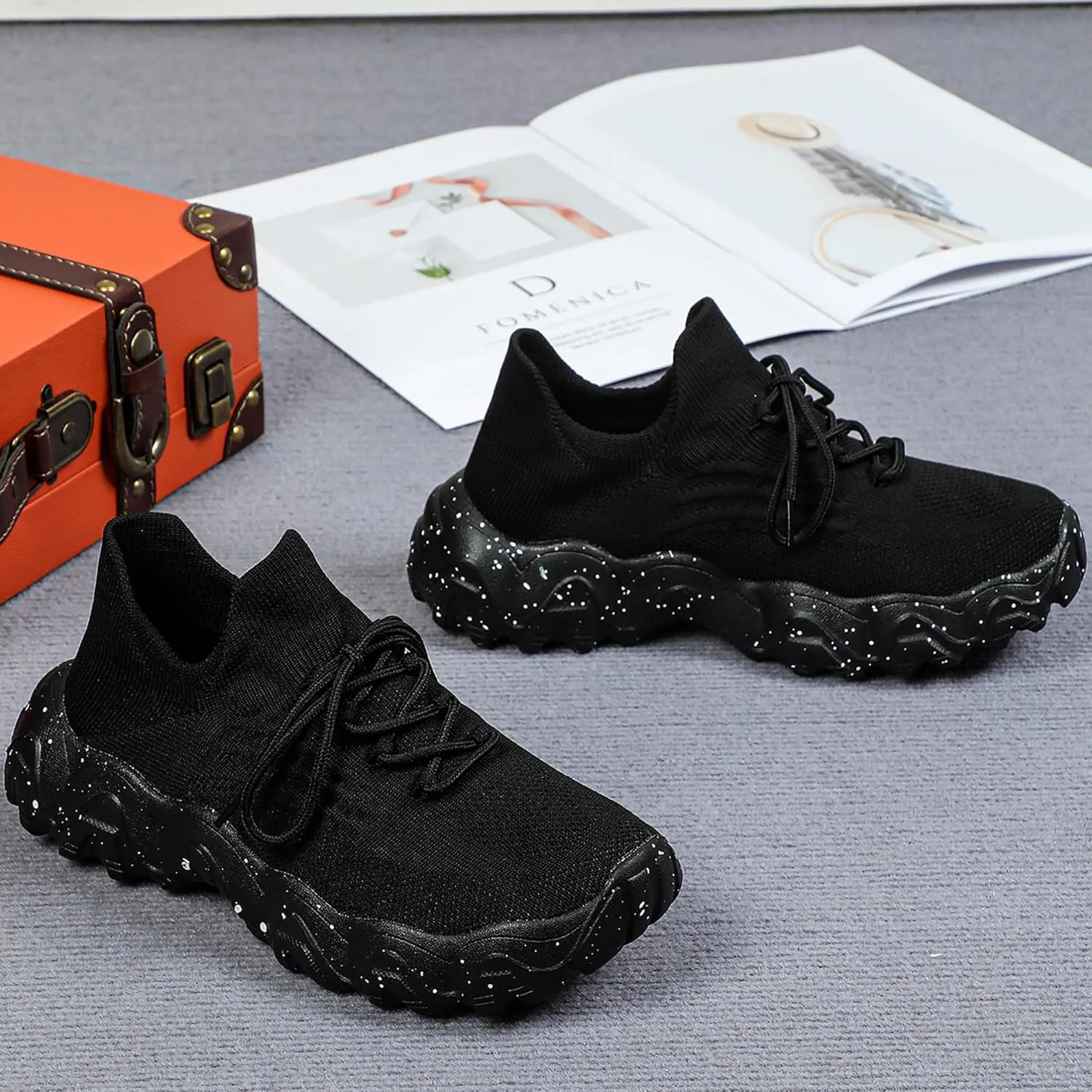 Women's Mesh Lace Lightweight Low-Cut Sneakers, Casual Tennis Shoes, Non-Slip, Fashionable Knitted Socks Shoes are Comfortable and Breathable