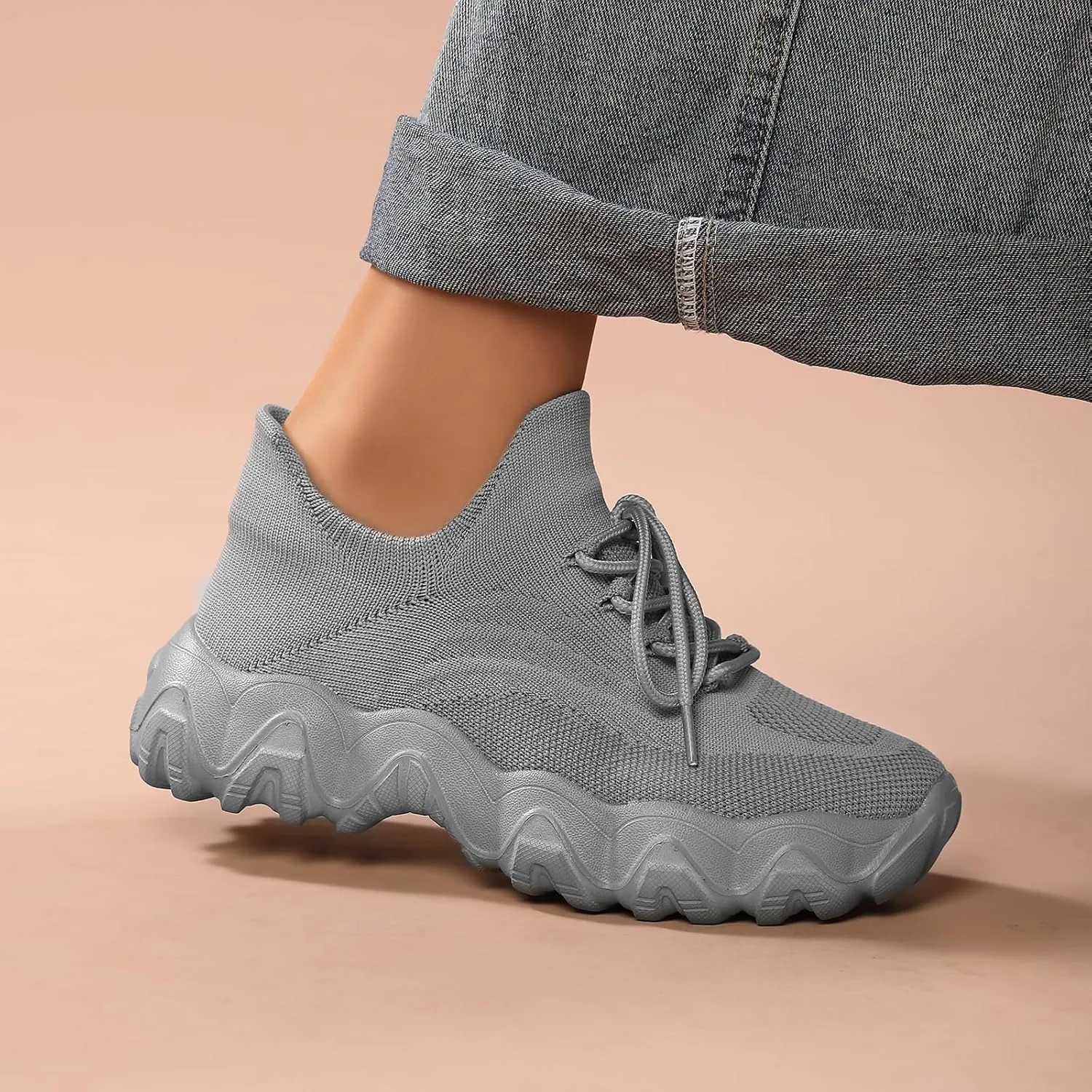 Women's Mesh Lace Lightweight Low-Cut Sneakers, Casual Tennis Shoes, Non-Slip, Fashionable Knitted Socks Shoes are Comfortable and Breathable
