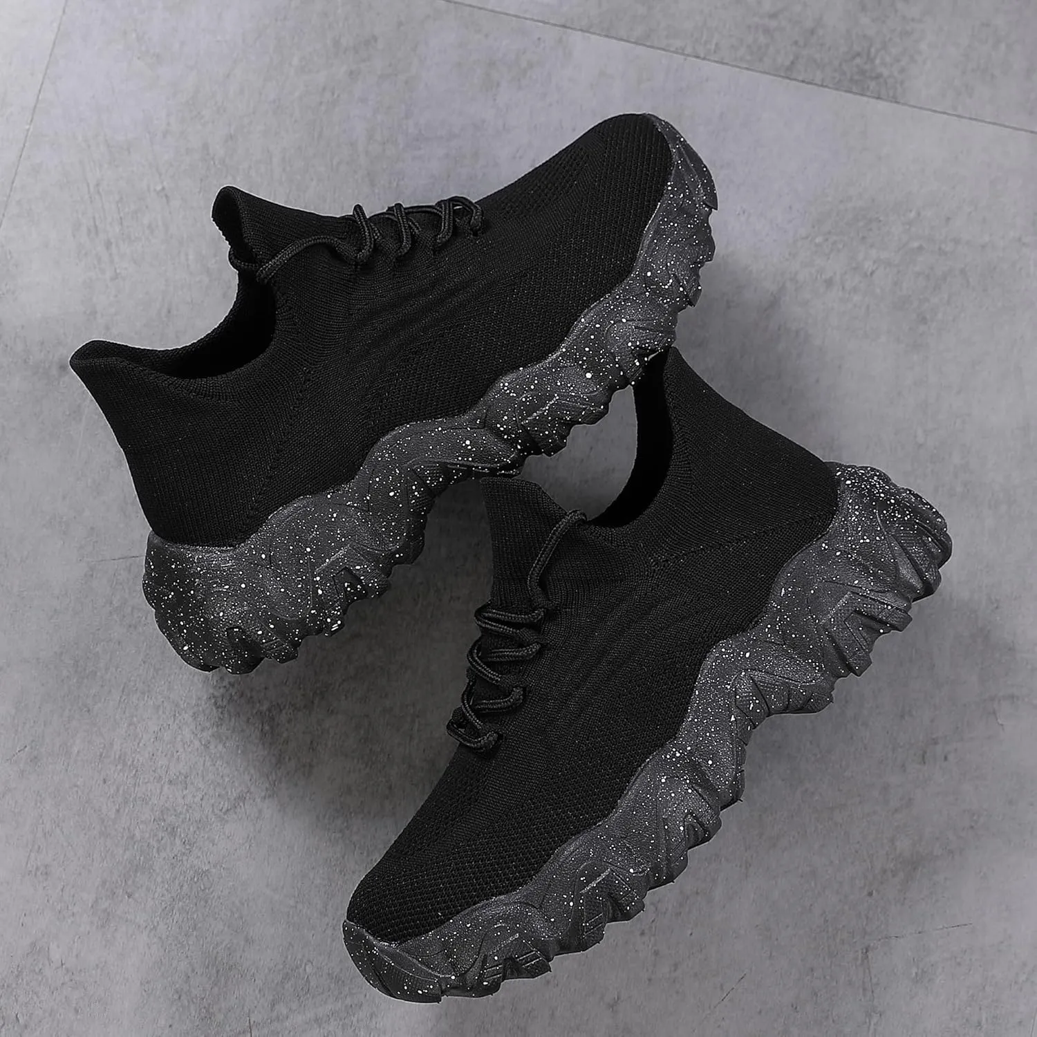 Women's Mesh Lace Lightweight Low-Cut Sneakers, Casual Tennis Shoes, Non-Slip, Fashionable Knitted Socks Shoes are Comfortable and Breathable
