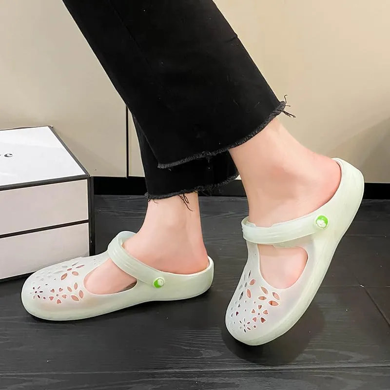Women's summer fashionable, breathable and lightweight sandals with soft soles are comfortable and suitable for daily outdoor activities on the beach